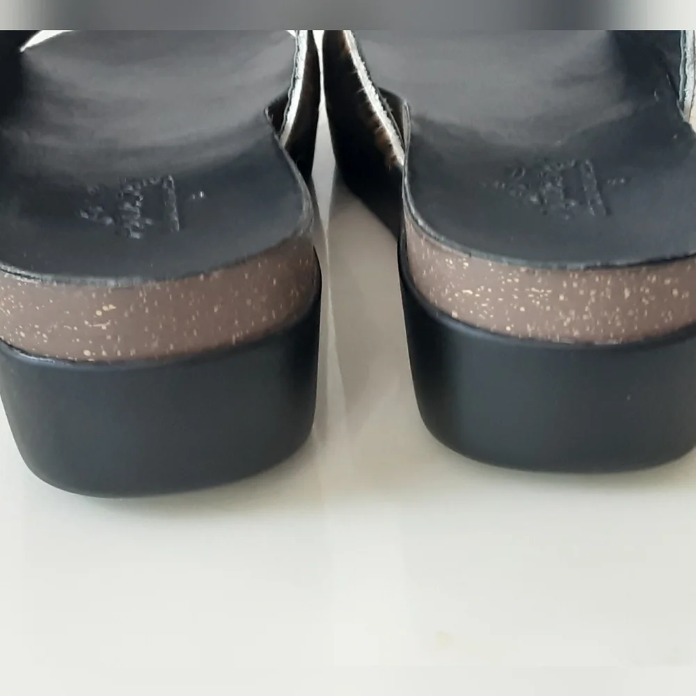 Agave Sky Tan | Black Cow Hide Wedge Comfort Slide Sandals Sz 8 - NWOT